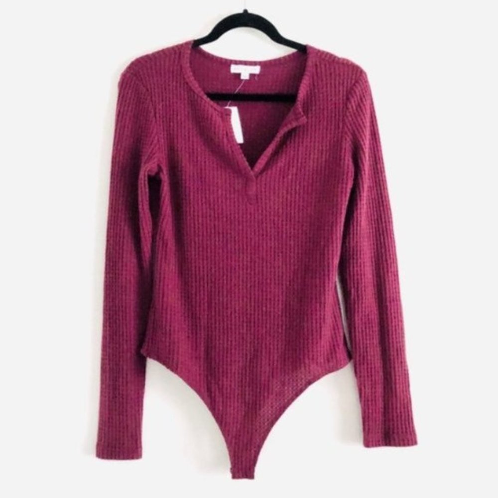 Socialite Bodysuit L NWT Waffle Knit Split V-neck Maroon Warm Fall Winter Cozy - Picture 3 of 10